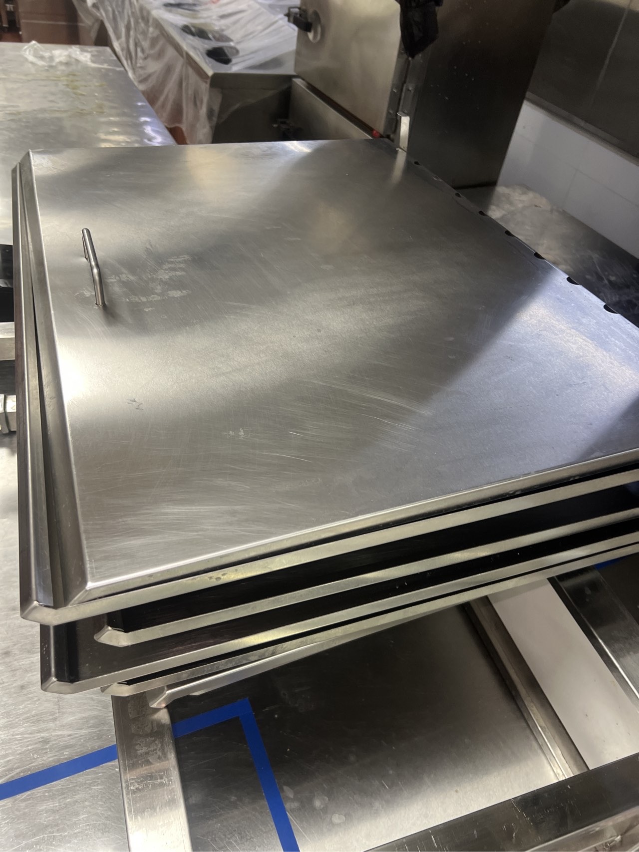 专业油烟机清洗，厨房的清新卫士，为您的健康烹饪保驾护航 - 清洗后 - 机器人清洗高标准交付