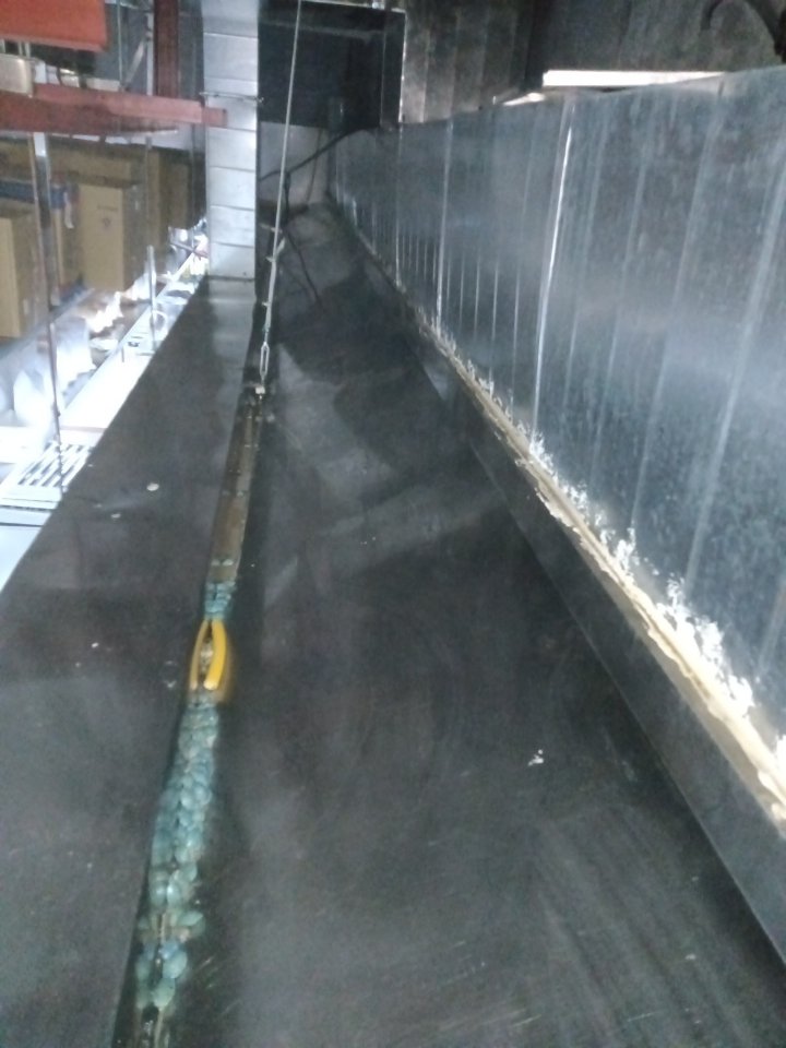 河南大型油烟机清洗,选用优质清洁剂,确保食品安全。 - 清洗后 - 机器人清洗高标准交付