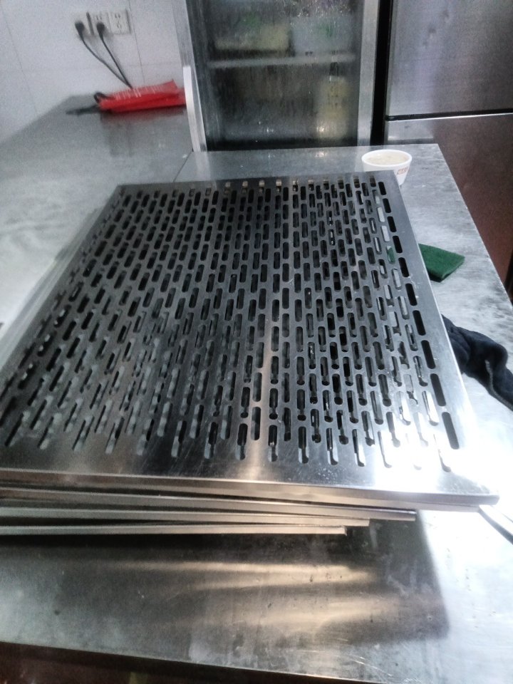 深度油烟机清洗，厨房从此更舒适 - 清洗后 - 机器人清洗高标准交付