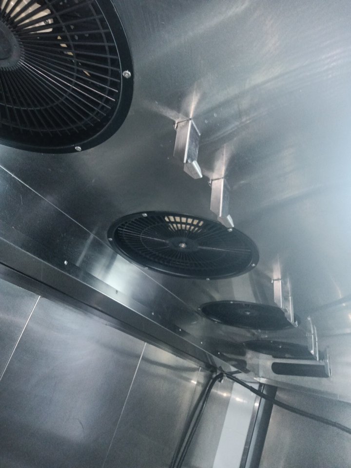 深度清洁油烟机,厨房再现清新景致 - 清洗后 - 机器人清洗高标准交付