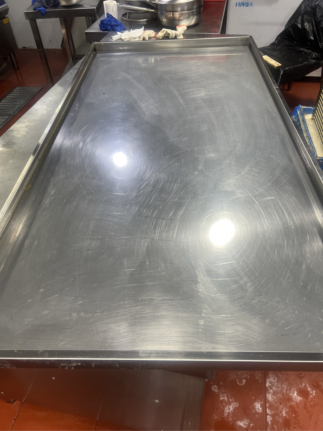 油烟机清洗专家，厨房油烟烦恼一扫光，清新烹饪更畅快 - 清洗后 - 机器人清洗高标准交付