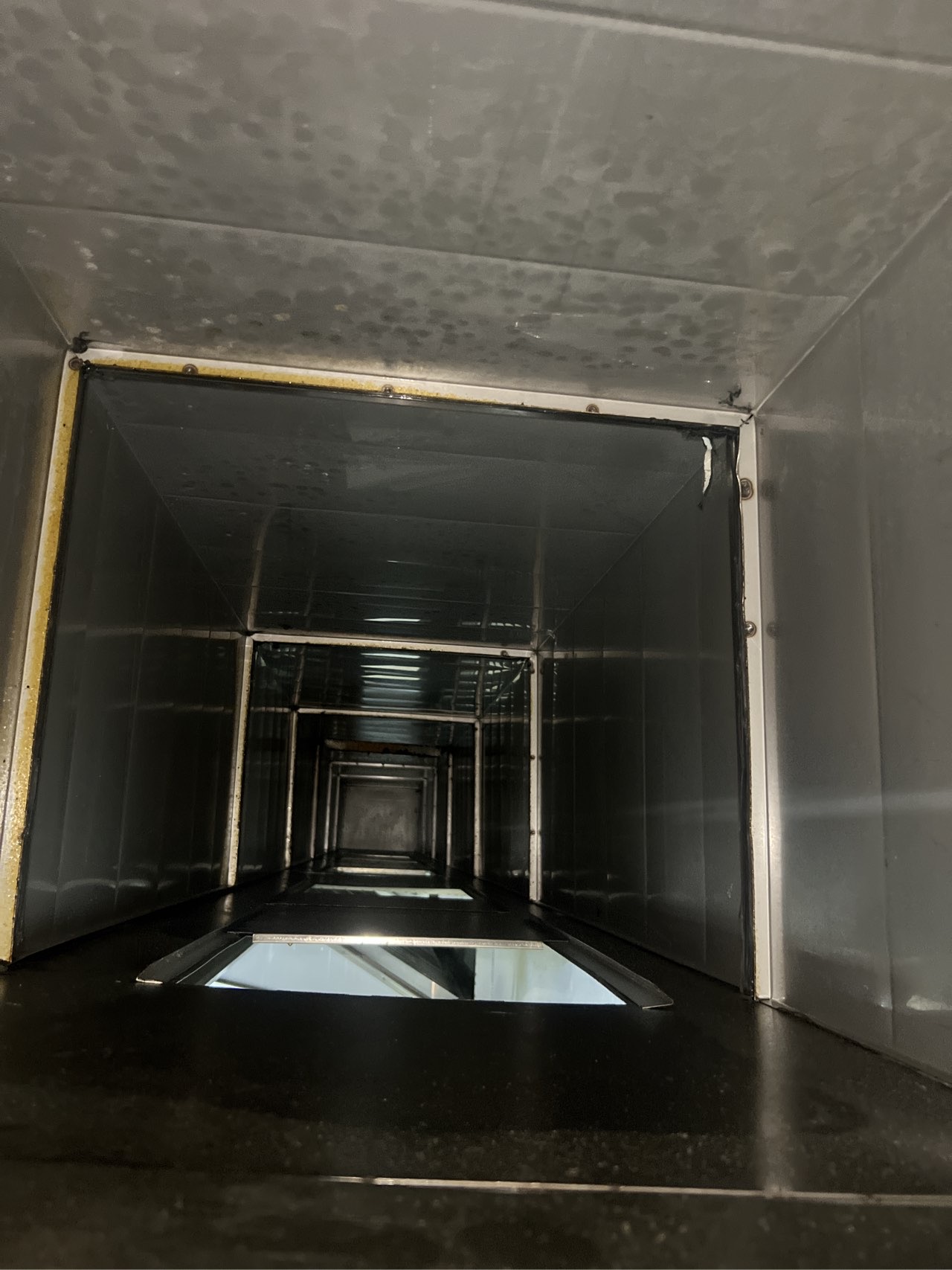 濮阳油烟机清洗公司哪家专业 - 清洗后 - 机器人清洗高标准交付