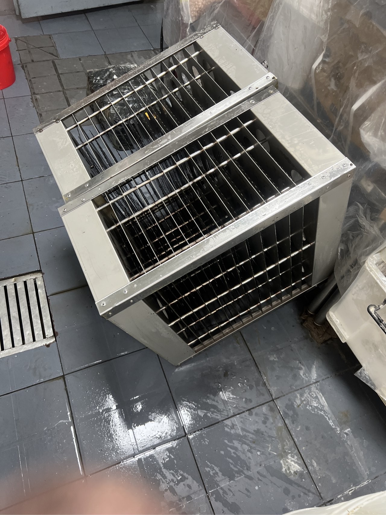 许昌连锁餐饮商用油烟机清洗怎么收费 - 清洗后 - 机器人清洗高标准交付