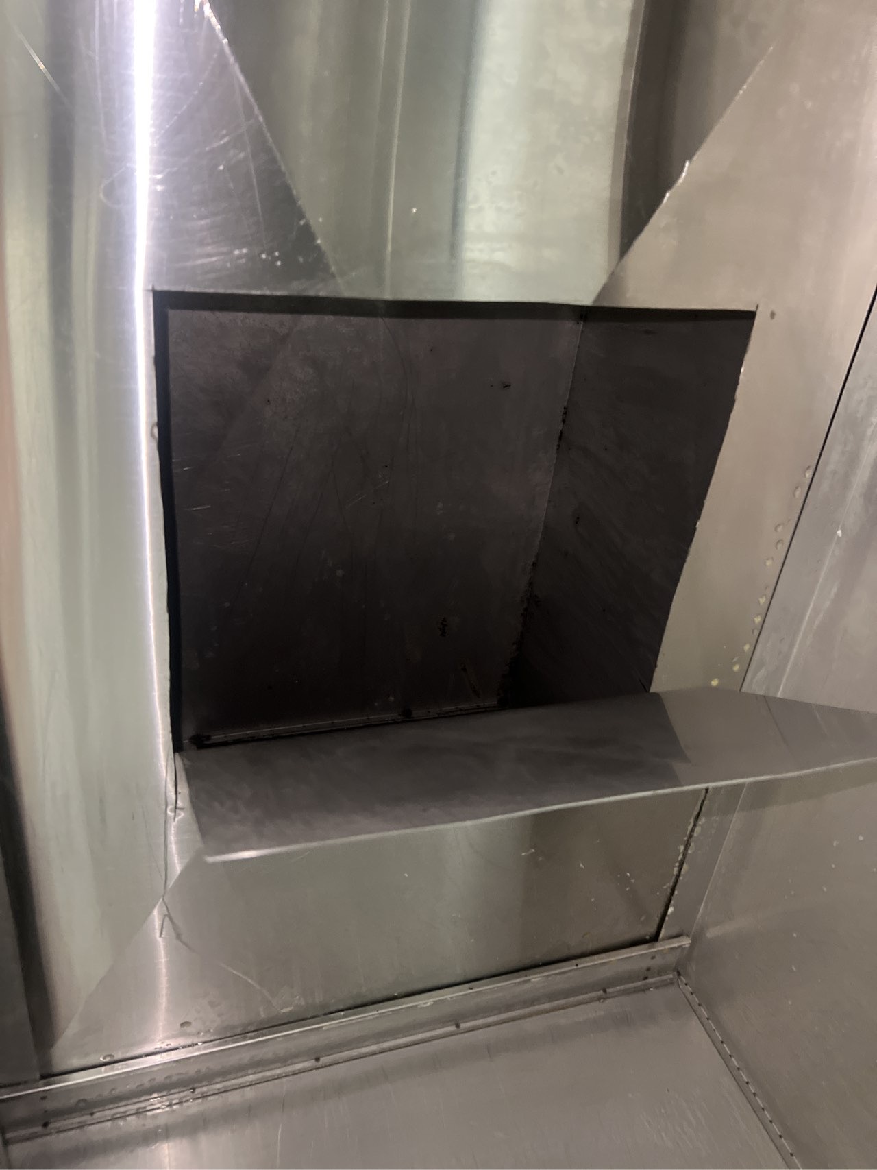 高效油烟机清洗服务，告别油腻厨房 - 清洗后 - 机器人清洗高标准交付