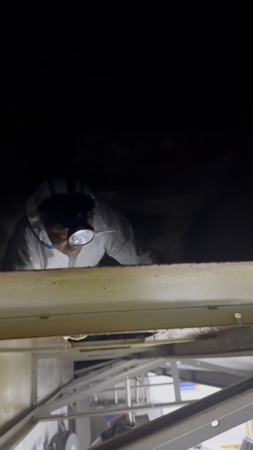 郑州新密市美食街餐饮商铺油烟管道集中清洗施工方案 - 清洗前 - 郑州天得一国家一级资质团队作业实拍