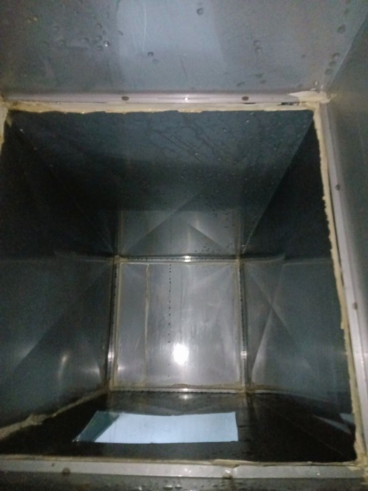 油烟机深度拆解清洗,彻底告别油污烦恼 - 清洗后 - 机器人清洗高标准交付