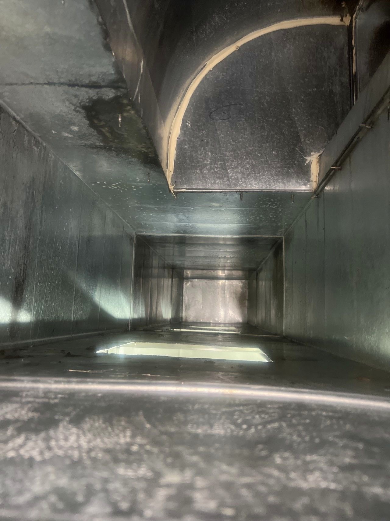 深度油烟机清洁，厨房空气再进化，烹饪时光更清新愉悦 - 清洗后 - 机器人清洗高标准交付