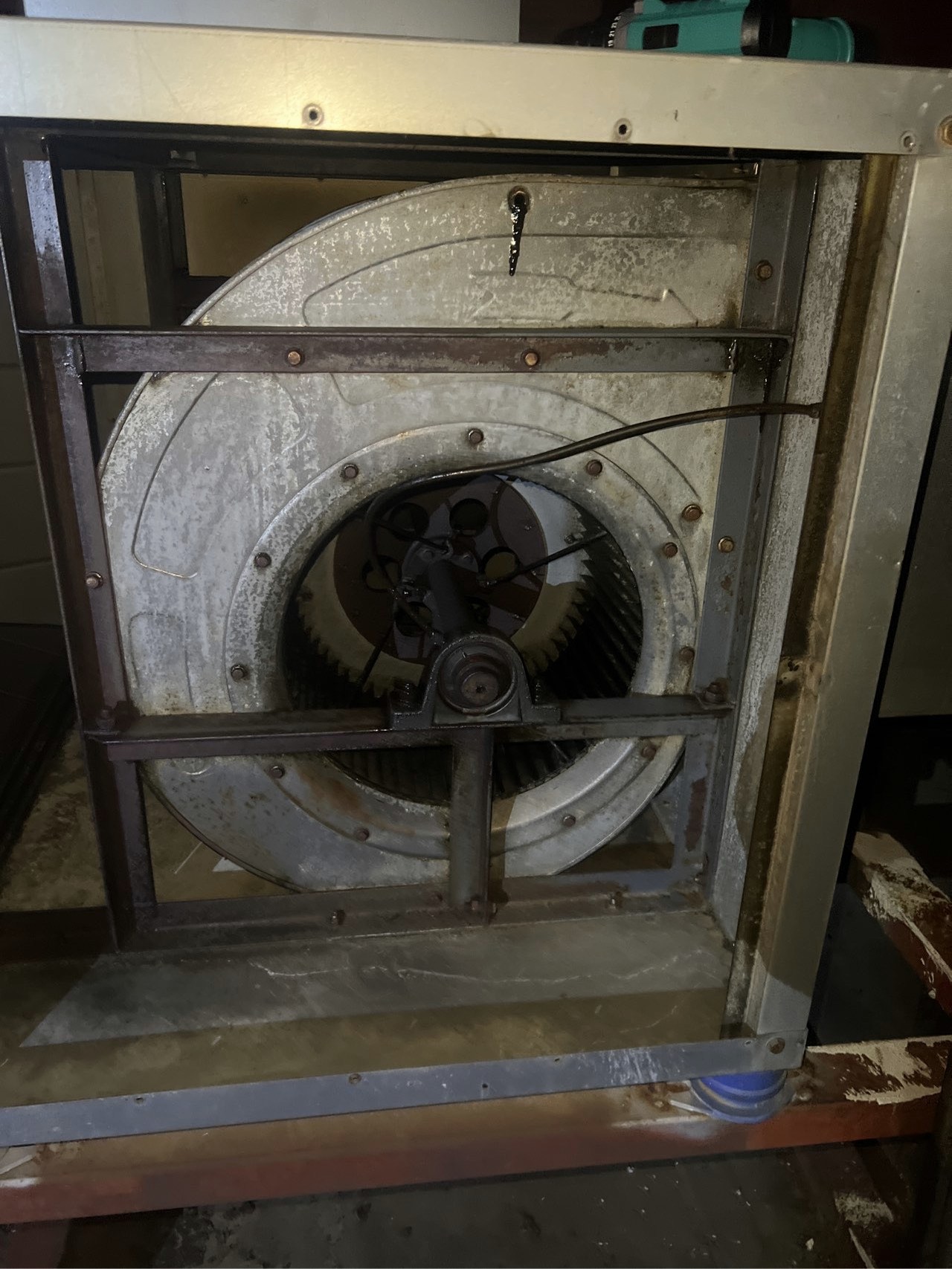 厨房油烟机全面革新升级打造清新烹饪天地健康生活新篇章 - 清洗后 - 机器人清洗高标准交付