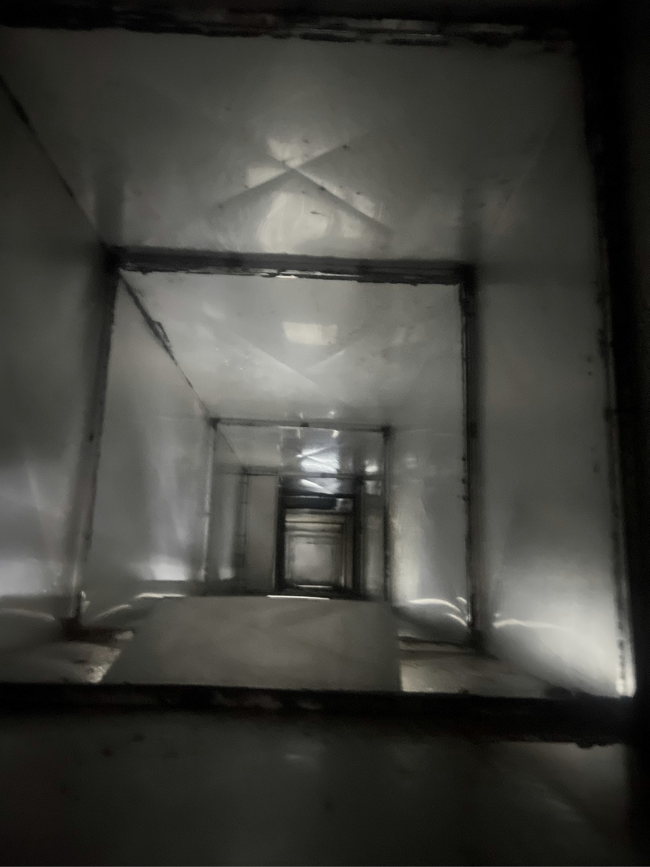 厨房油烟机全面革新，打造清新烹饪天地，健康生活从厨房开始 - 清洗后 - 机器人清洗高标准交付