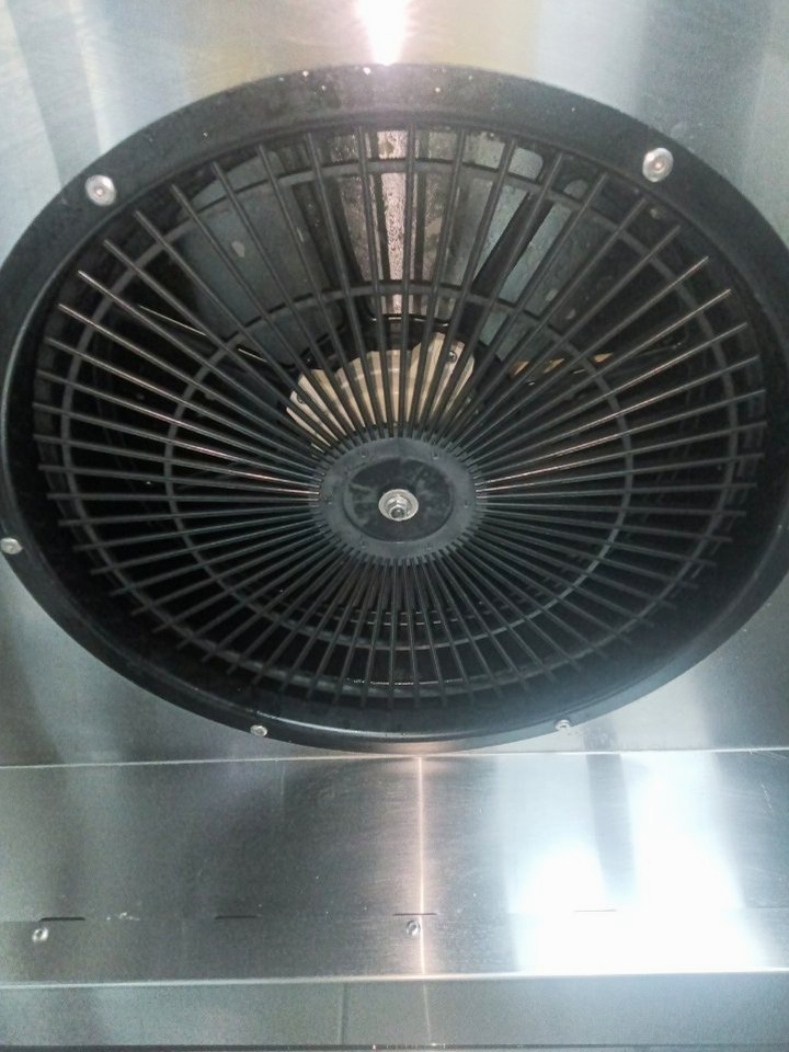 许昌中央厨房风机清洗哪家好 - 清洗后 - 机器人清洗高标准交付
