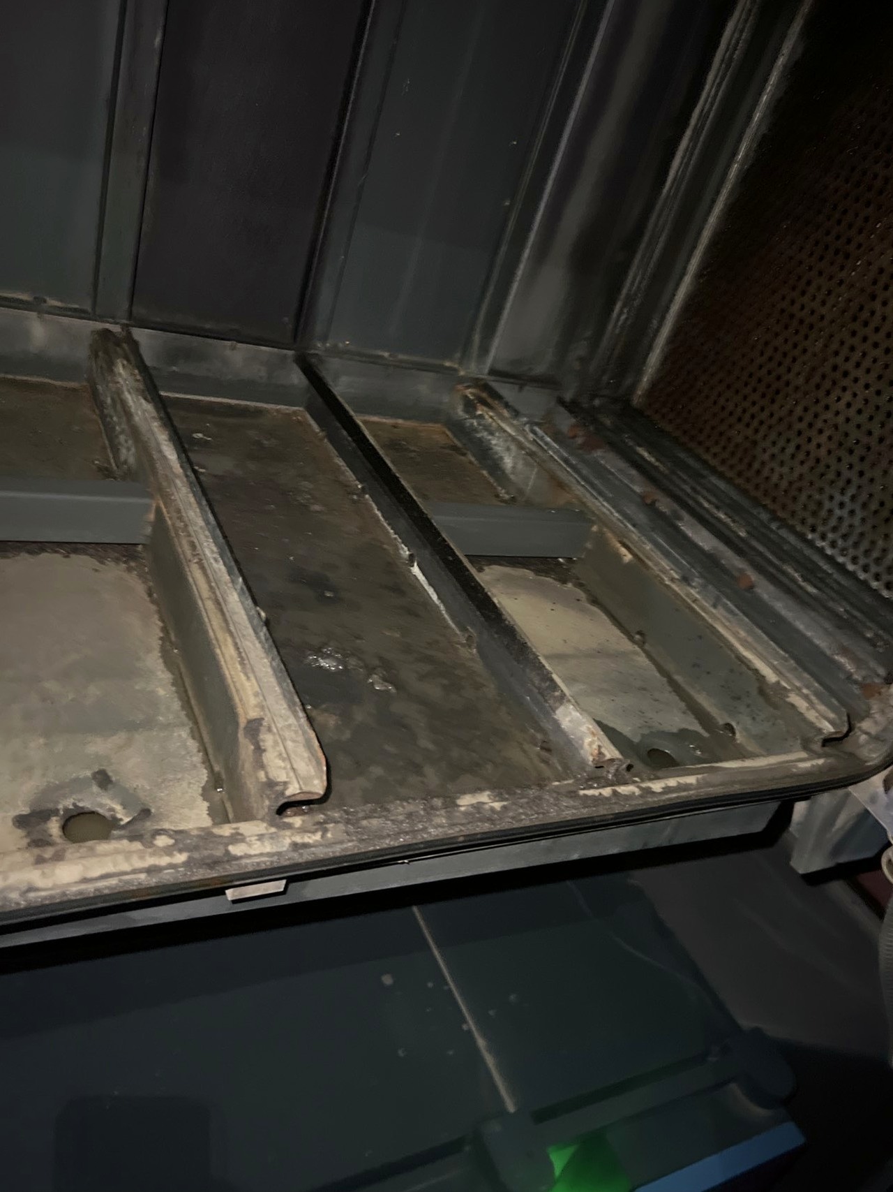 安阳连锁餐饮厨房设备清洗多少钱 - 清洗后 - 机器人清洗高标准交付