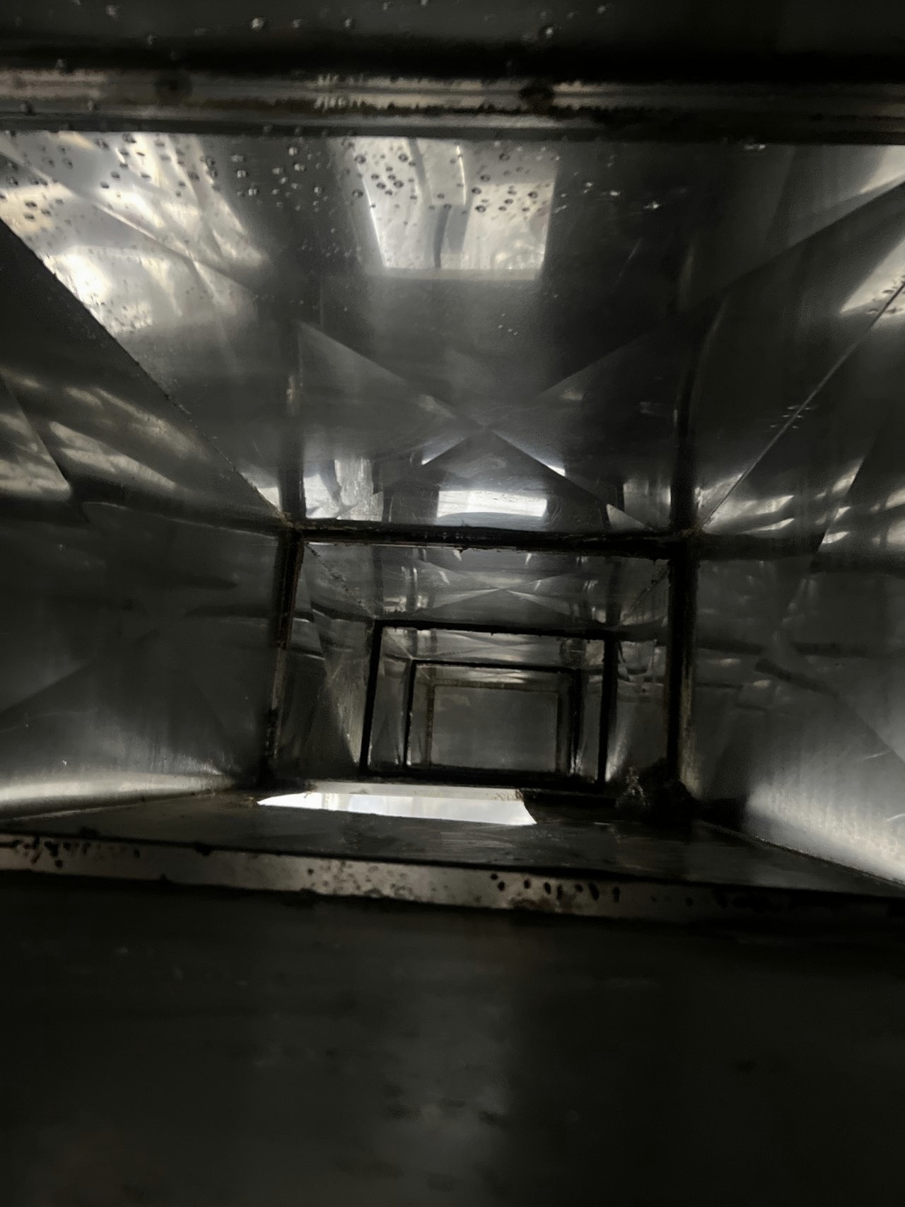 平顶山幼儿园食堂排烟风机清洗收费标准 - 清洗后 - 机器人清洗高标准交付