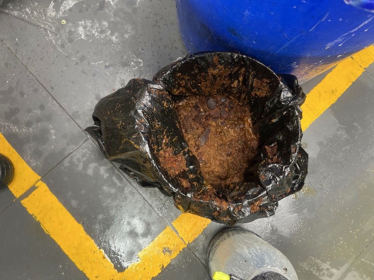 专业解读：自助餐厅油烟净化设备清洗排烟不畅解决 - 清洗后 - 机器人清洗高标准交付