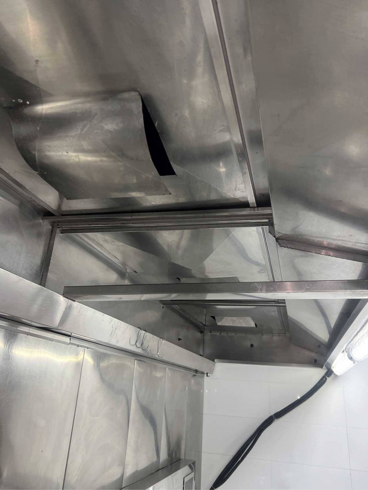 三门峡学校食堂排烟系统清洗哪家好 - 清洗后 - 机器人清洗高标准交付