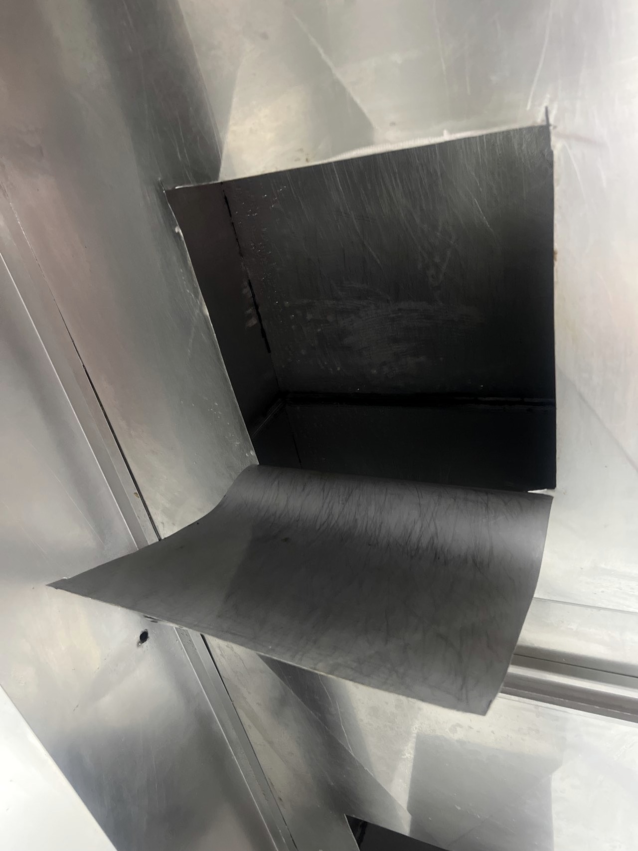 开封饭店油烟机清洗步骤详解 - 清洗后 - 机器人清洗高标准交付