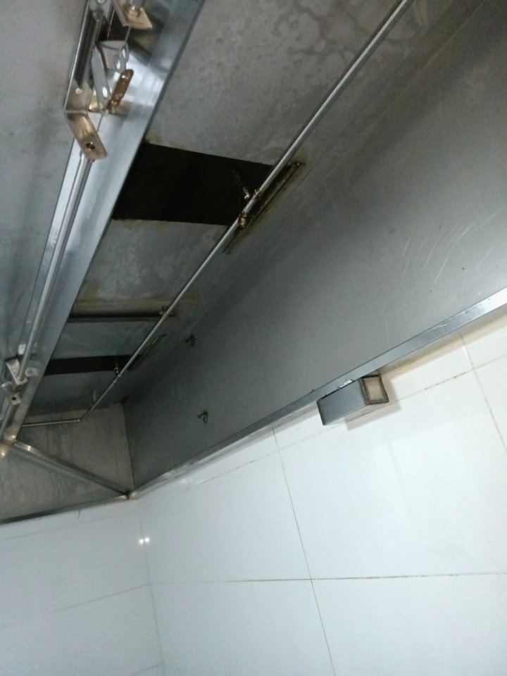 鹤壁商用油烟机长期不清洗的风险 - 清洗后 - 机器人清洗高标准交付