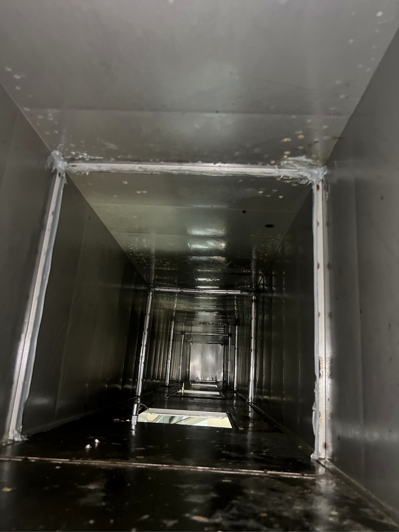许昌商用油烟机清洗服务热线，一键拨打快速派单。 - 清洗后 - 机器人清洗高标准交付