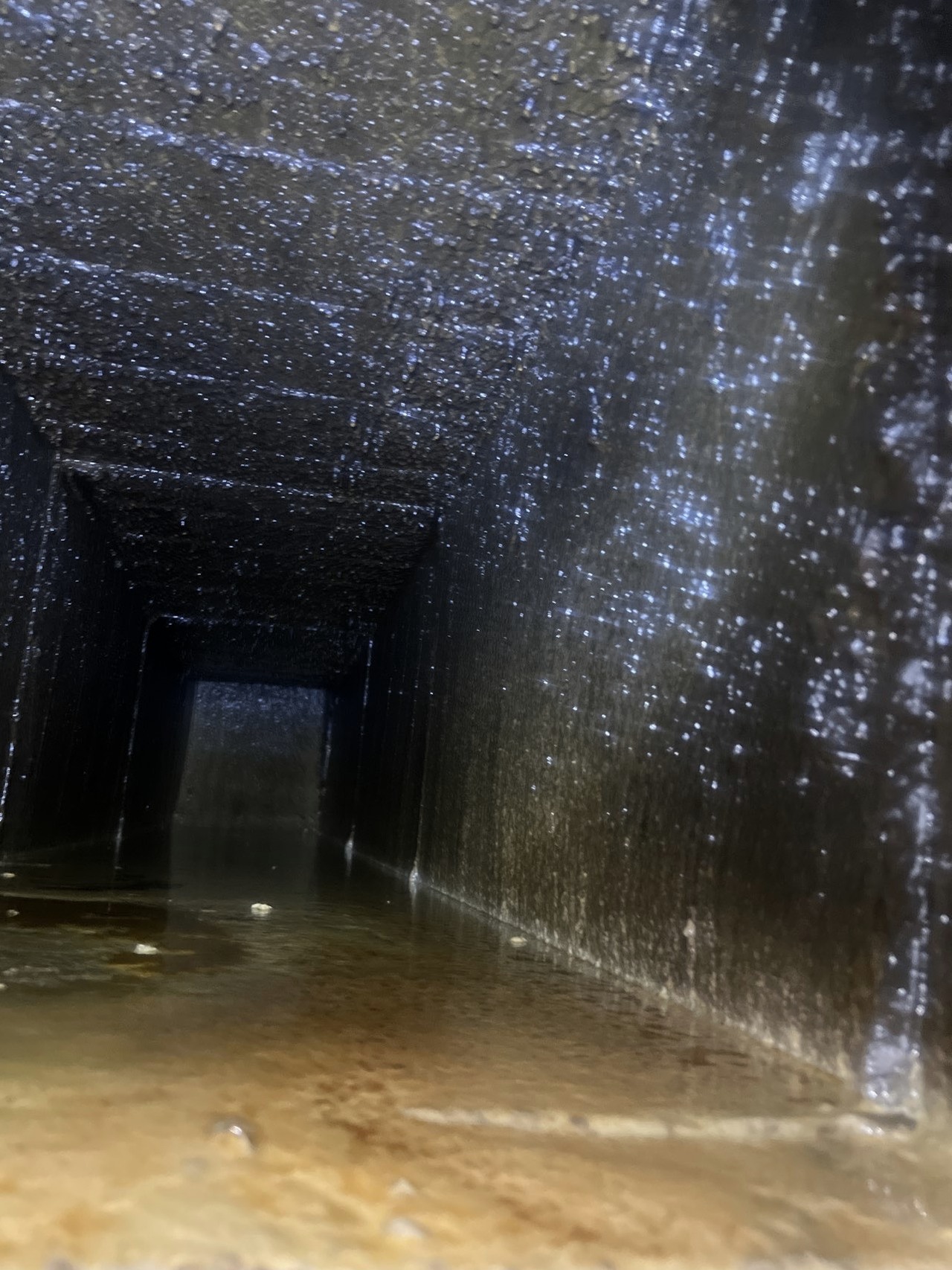 深度油烟机清洁特惠活动火热开展中厨房更整洁有序清新生活 - 清洗前 - 郑州天得一国家一级资质团队作业实拍