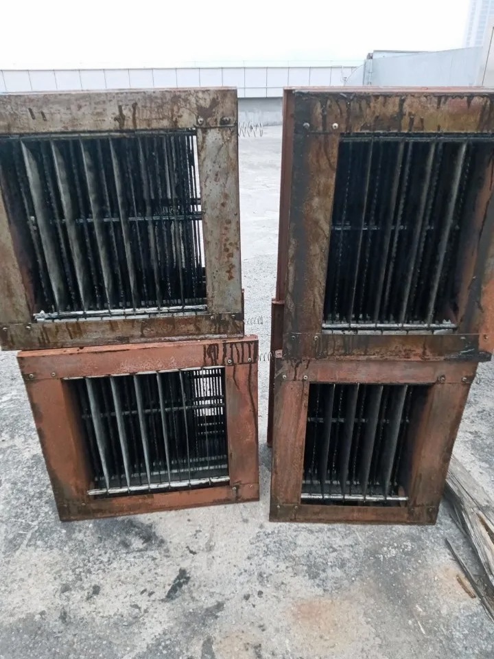 清洗油烟机特惠季，厨房空间更宽敞，烹饪时光更自由 - 清洗前 - 郑州天得一国家一级资质团队作业实拍