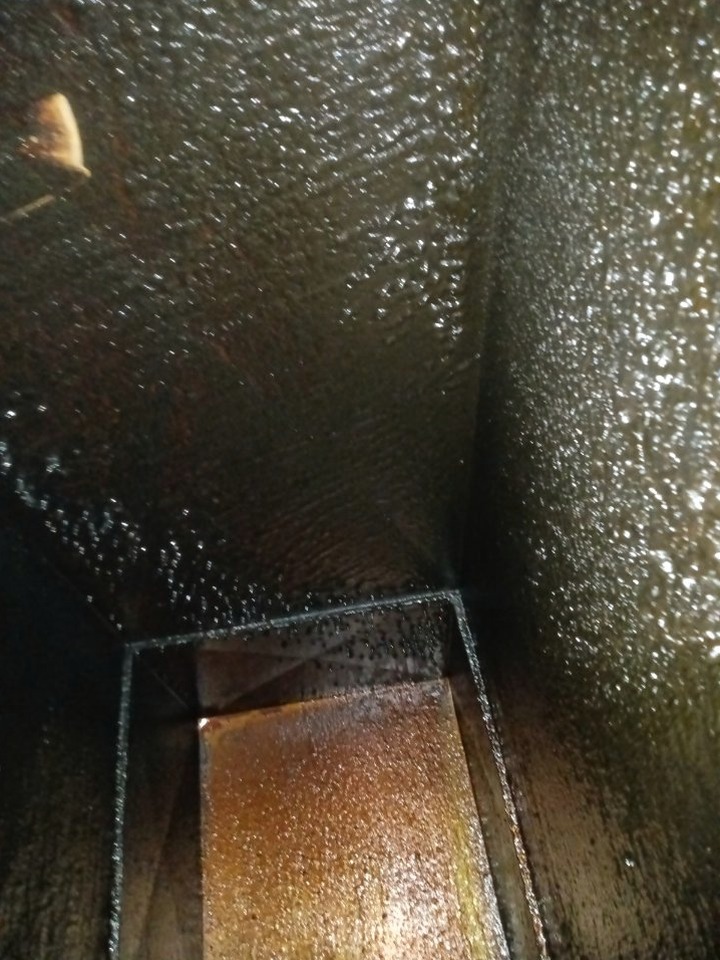 驻马店学校食堂油烟净化器清洗公司推荐 - 清洗前 - 郑州天得一国家一级资质团队作业实拍