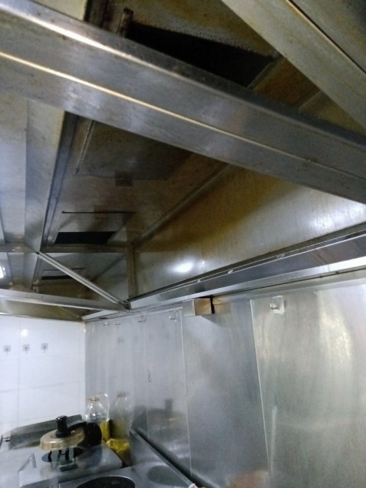 平顶山大学食堂离心风机清洗哪家好 - 清洗前 - 郑州天得一国家一级资质团队作业实拍