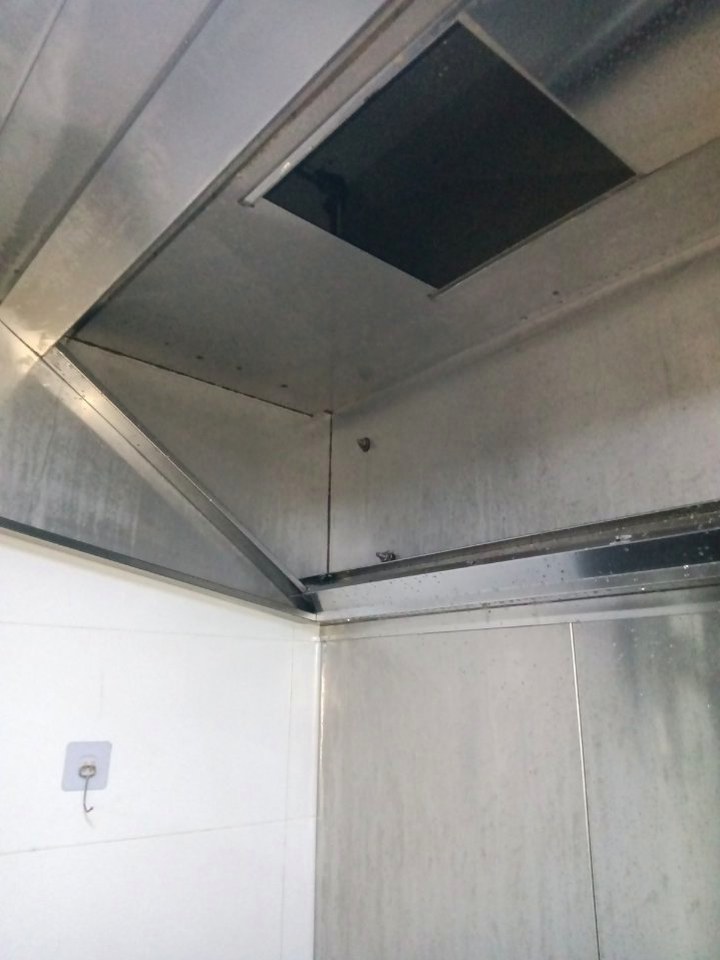 专业解读：中央厨房商用厨房清洗的好处 - 清洗前 - 郑州天得一国家一级资质团队作业实拍