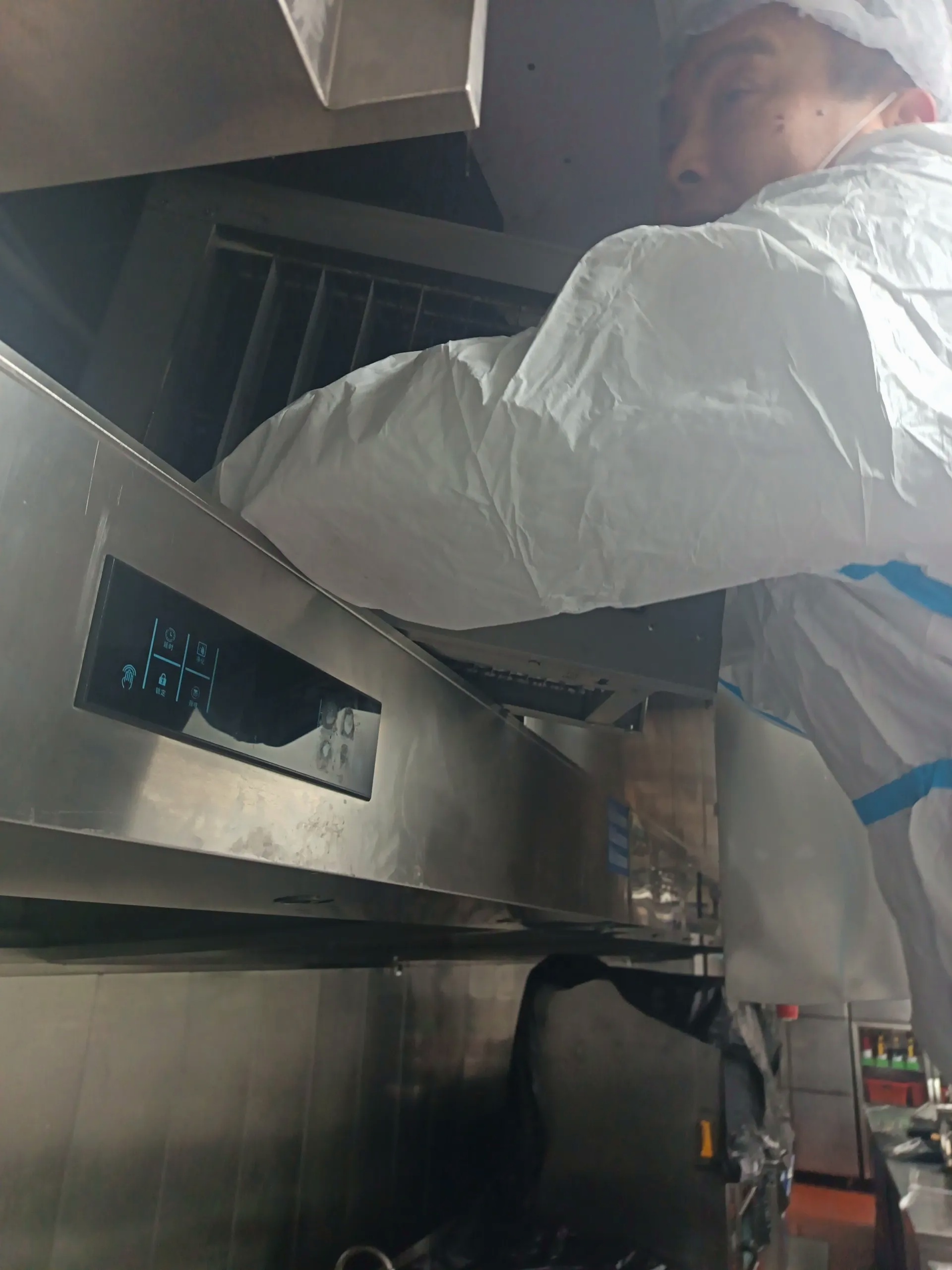 周口学校食堂油烟机清洗收费 - 清洗前