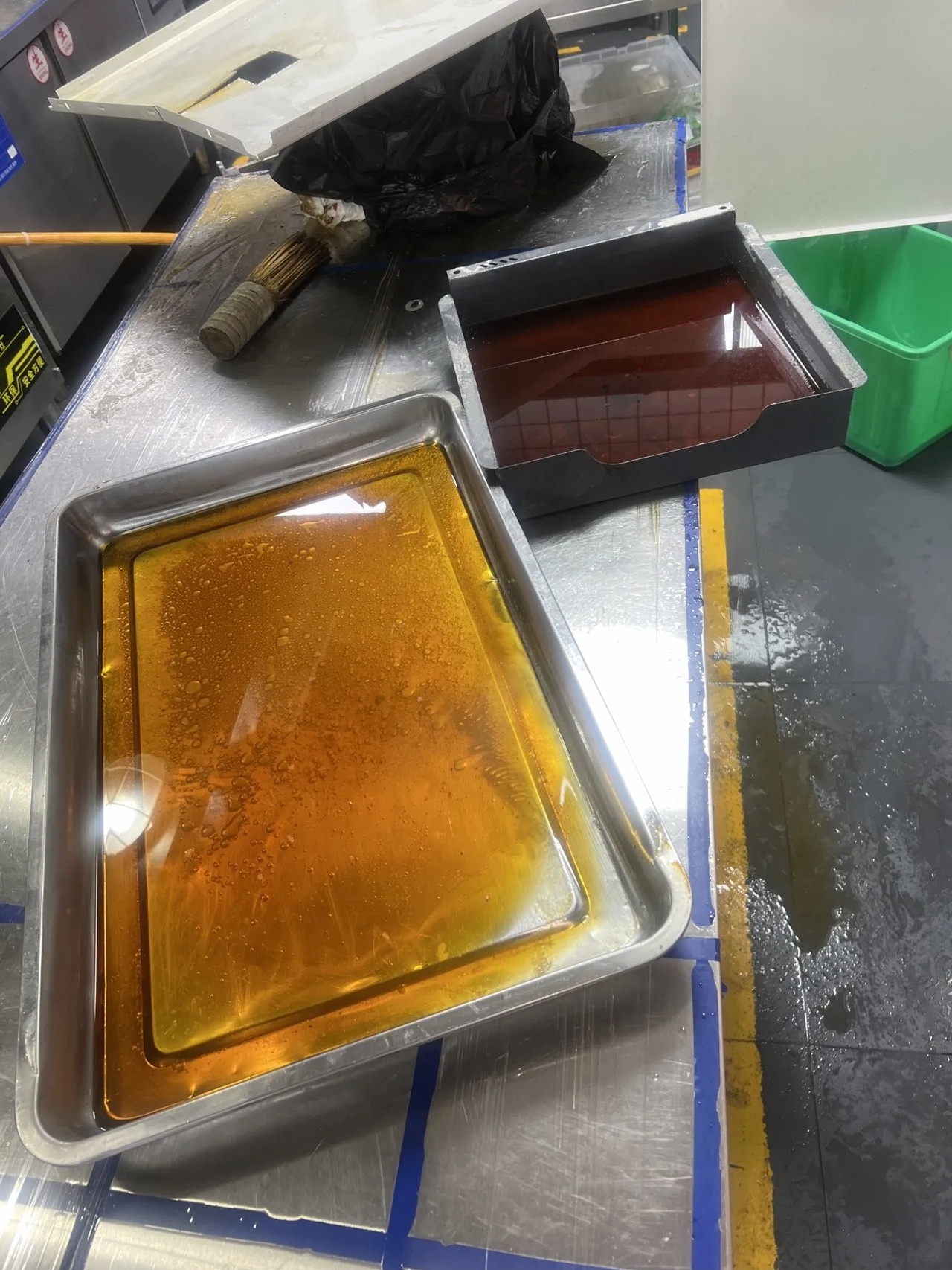 郑州商场餐饮消防检查前油烟管道清洗注意事项 - 清洗前 - 郑州天得一国家一级资质团队作业实拍